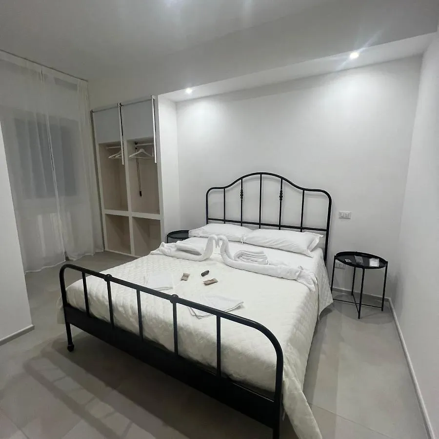 Campione 5 Apartman Bari Olaszország