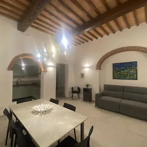 Casale Poggimele , Empoli Olaszország