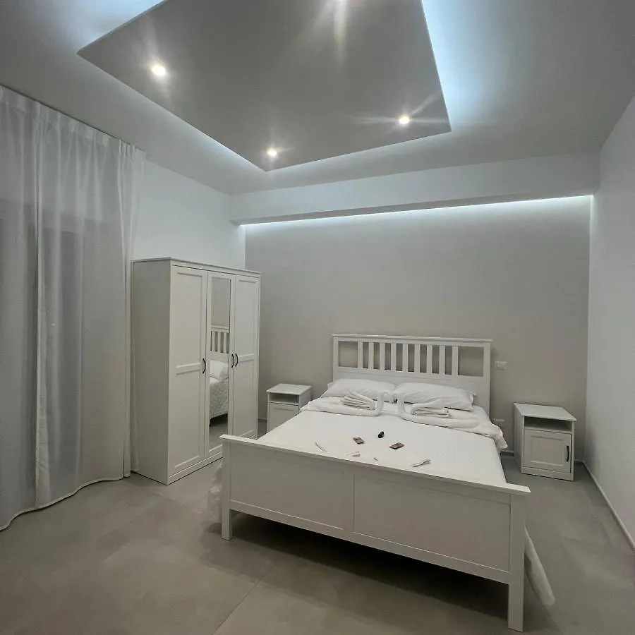 Campione 5 Apartment Bari Italy