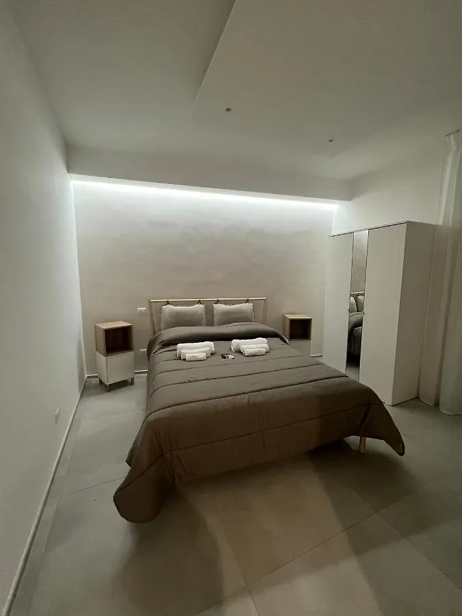 Campione 5 Apartment Bari 0*,  Italy